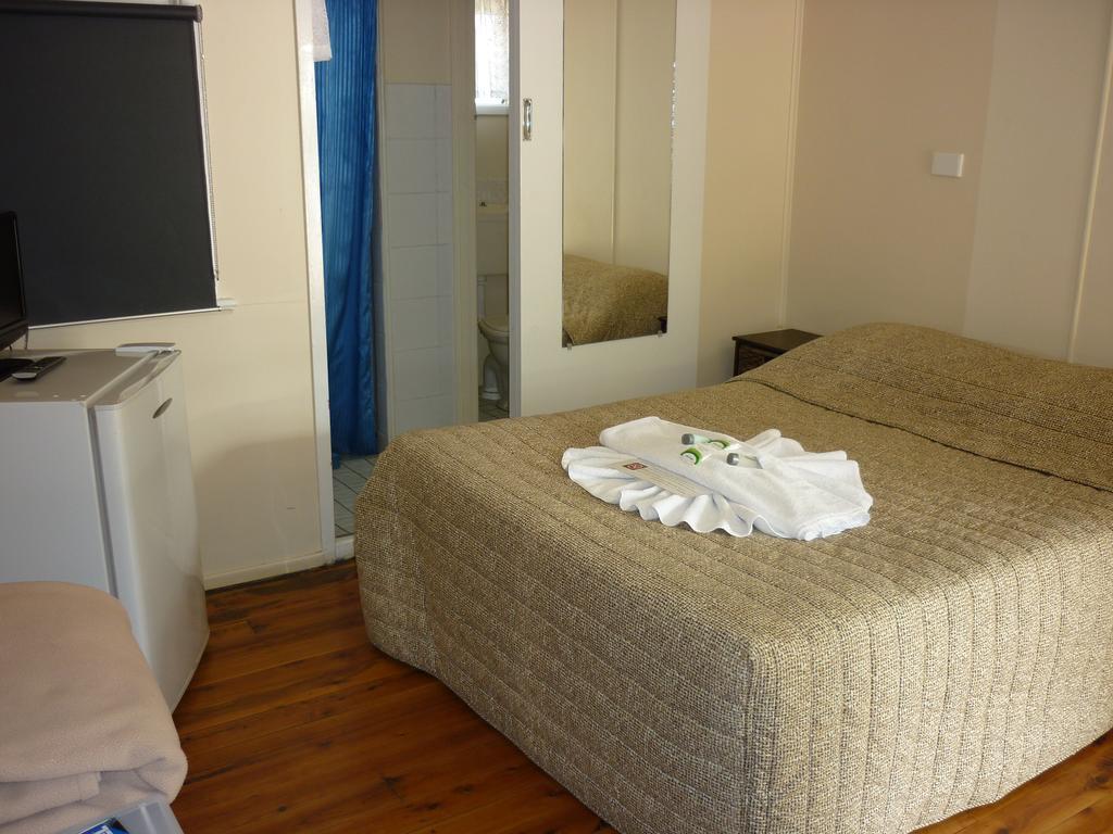 Motel Roma Aussie Tourist Park Exterior foto